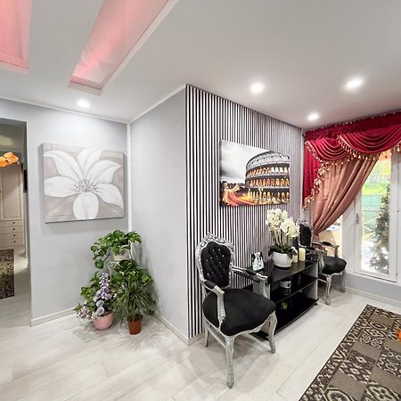 לינה וארוחת בוקר רומא La Dolce Casa מראה חיצוני תמונה